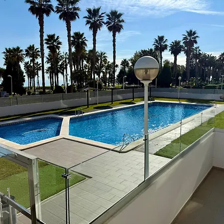 M404 - Mondrian World, Sofisticado - Servhouse דירה *