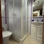 Apartment M404 - Mondrian World, Sofisticado - Servhouse