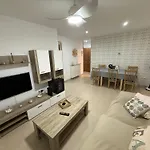 Apartment M404 - Mondrian World, Sofisticado - Servhouse El Borseral